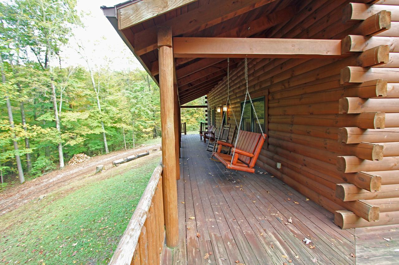 Big Pine Lodge In Hocking Hills Logan Exterior foto