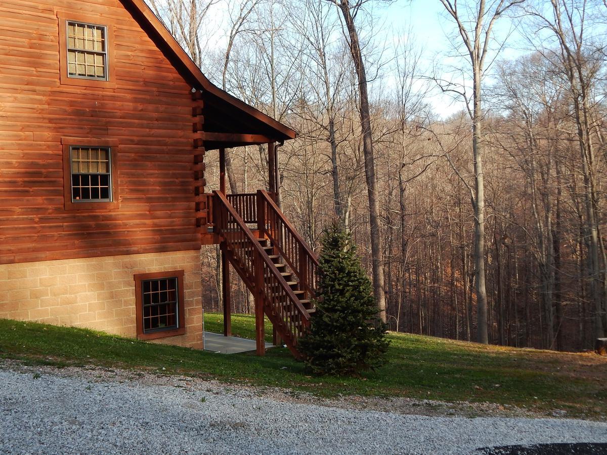 Big Pine Lodge In Hocking Hills Logan Exterior foto