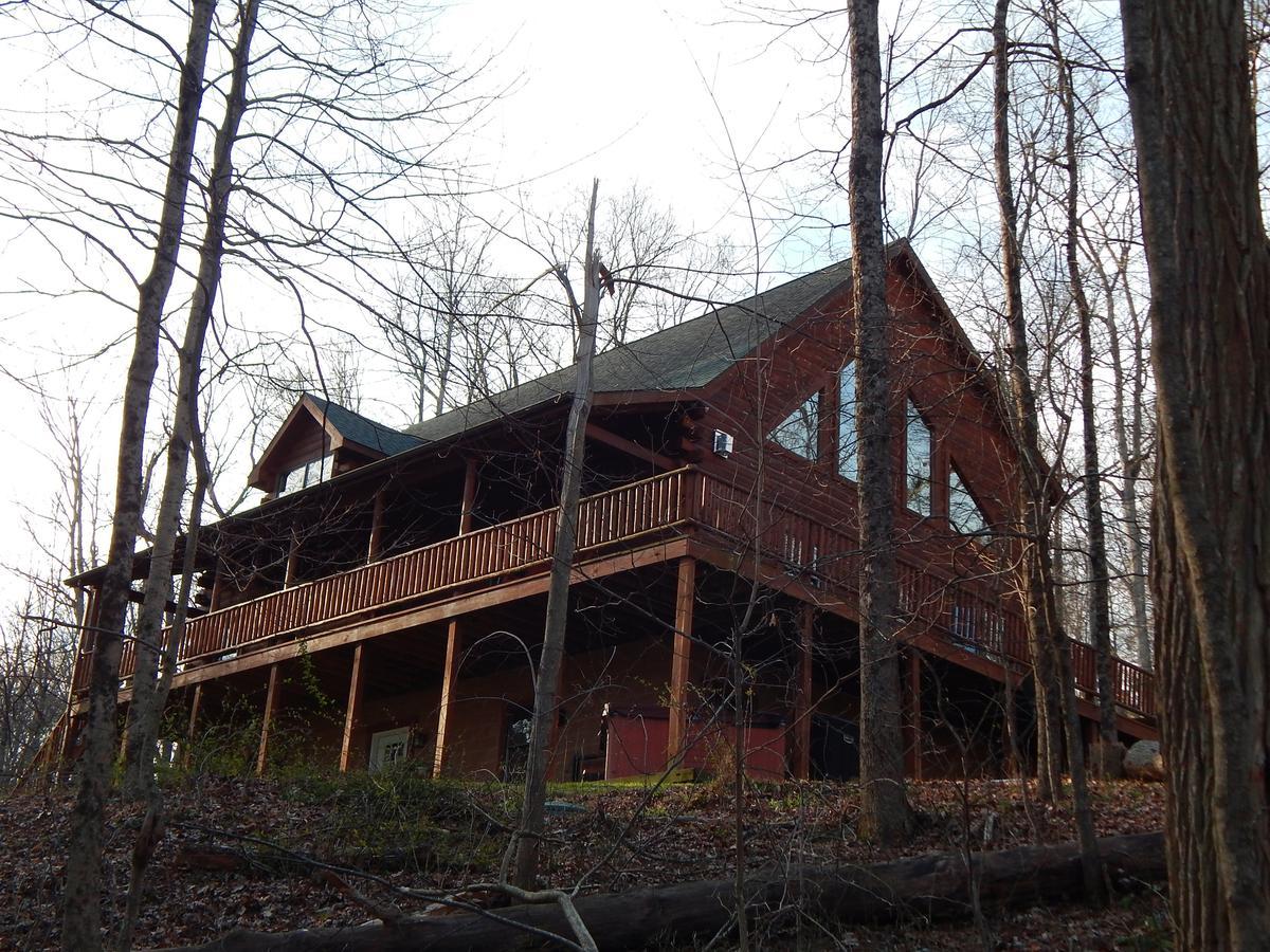 Big Pine Lodge In Hocking Hills Logan Exterior foto